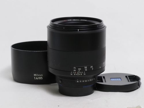 Milvus 85mm F1.4 ZF.2 【中古】(L:384)