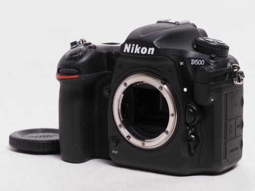 D500 ボディ 【中古】(B:629)