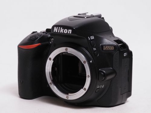 D5500 ボディ 【中古】(B:117)