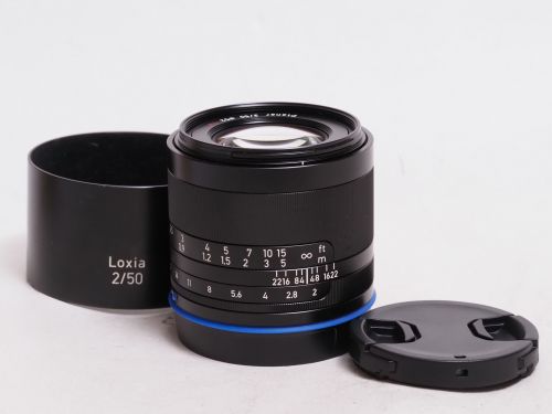 Loxia 50mm F2 ソニーE用 【中古】(L:559)