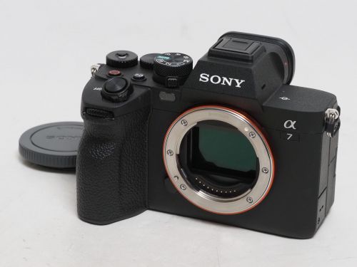 α7 IV ボディ[ILCE-7M4] 【中古】(B:831)