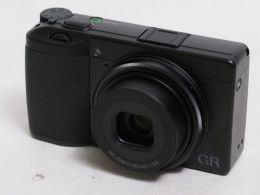 リコー GRIIIx 【中古】(B:243)