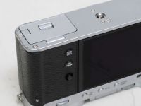 フジフイルム X-E5 ボディ シルバー  【中古】(B:068)