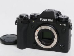 フジフイルム X-T5 ボディ ブラック 【中古】(B:885)