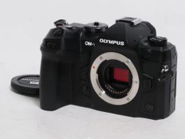 オリンパス OM-1 ボディ 【中古】(B:699)