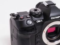 オリンパス OM-1 ボディ 【中古】(B:390)