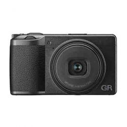 リコー　GR III【究極のスナップシューター】【受注再開】