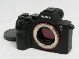 ソニー  α7 II ボディ [ILCE-7M2]  【中古】(B:748)