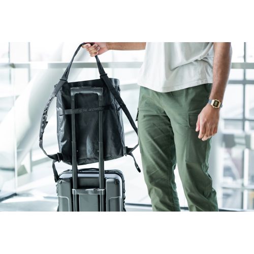荻窪カメラのさくらや / WANDRD Tote Backpack トート バックパック