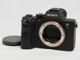 ソニー α7R III ILCE-7RM3 ボディ 【中古】(B:977)