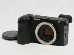 ソニー α6700 ILCE-6700 ボディ 【中古】(B:370)