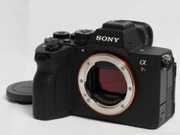 ソニー α7RV ILCE-7RM5 ボディ 【中古】(B:417)