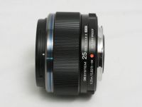 オリンパス OMｼｽﾃﾑ M.Z D 25mm F1.8 II 【中古】(L:403)