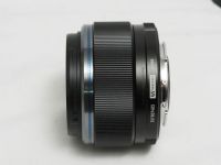 オリンパス OMｼｽﾃﾑ M.Z D 25mm F1.8 II 【中古】(L:403)