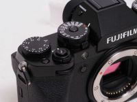 フジフイルム X-T5 ボディ 【中古】(B:611)