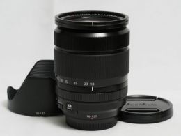 フジフイルム XF 18-135mm F3.5-5.6R LM OIS WR 【中古】(L:523)