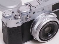 フジフイルム X100 VI  シルバー【中古】(B:702)