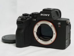 ソニー α7R V ボディ[ILCE-7RM5] 【中古】(B:648)