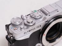 オリンパス E-P7 ボディ シルバー【中古】(B:013)