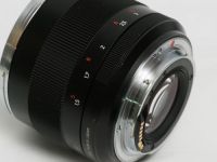 カールツアイス Planar T* 85mmF1.4 ZE 【中古】(L:320)