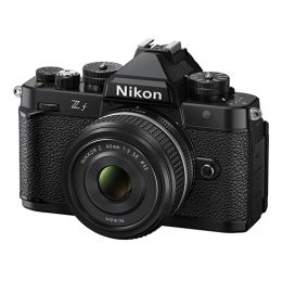 ニコン Z f ブラック 40mm f/2（SE）レンズキット★キャンペーン★