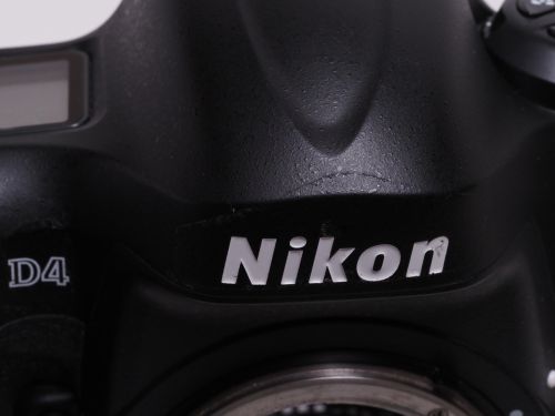 Nikon D4 ボディ