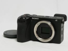 ソニー α6700 ILCE-6700 ボディ 【中古】(B:210)