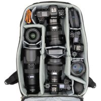 think TANK Photo エアポート エッセンシャルズ 26L ブラック [6/19発売]