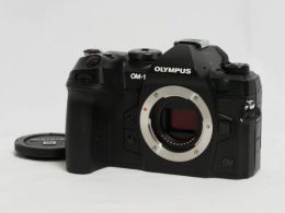 オリンパス OM-1 ボディ 【中古】(B:307)
