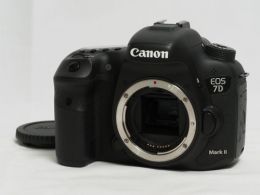 キヤノン EOS 7D MarkII ボディ【中古】(B:093)