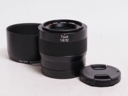 カールツァイス Touit 32mm F1.8 ソニーE用  【中古】(L:264)