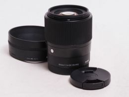 シグマ C 30mm F1.4 DC DN ソニーE用 【中古】(L:451)