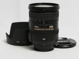 ニコン AF-S DX 18-200mm F3.5-5.6G VRII 【中古】(L:551)