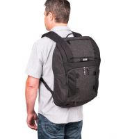 think TANK Photo スピードトップ 20 バックパック【下取優待あり】