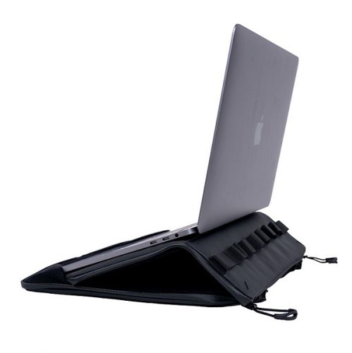 荻窪カメラのさくらや / WANDRD Laptop Case 14inch ラップトップ