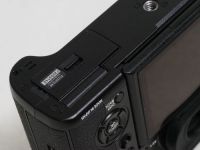 フジフイルム X-T2 ボディ 【中古】(B:142)