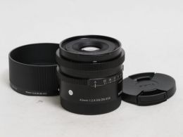 シグマ C 45mm F2.8 DG DN ソニーE用 【中古】(L:241)