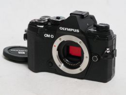 オリンパス OM-D E-M5 MarkIII ボディ ブラック 【中古】(B:783)