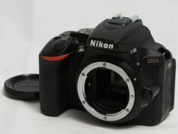 ニコン D5500 ボディ 【中古】(B:548)
