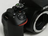 ニコン D5500 ボディ 【中古】(B:548)