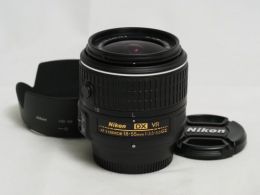 ニコン AF-S DX 18-55mm f/3.5-5.6G VRII 【中古】(L:719）