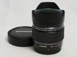 オリンパス M.Z D ED 8mm F1.8 Fisheye PRO 【中古】(L:523)