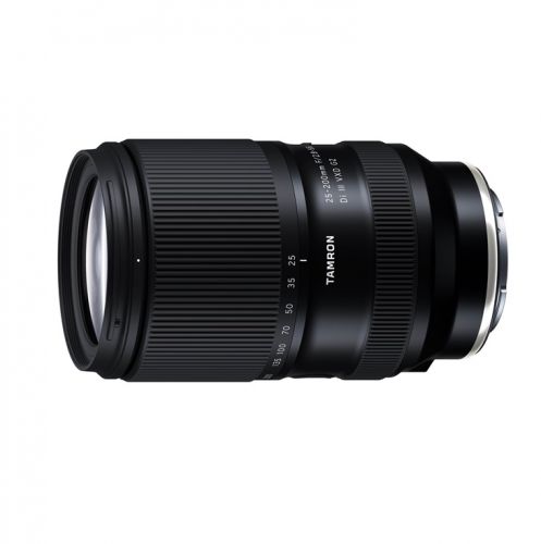荻窪カメラのさくらや / タムロン25-200mm F/2.8-5.6 Di III VXD G2
