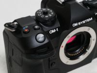 オリンパス OMｼｽﾃﾑ OM-1 MarkII ボディ 【中古】(B:321)