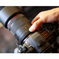キヤノン RF 50mm F1.4 L VCM