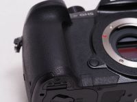 パナソニック DC-GH5 ボディ 【中古】(B:479)