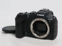 キヤノン EOS R7 ボディ 【中古】(B:627)