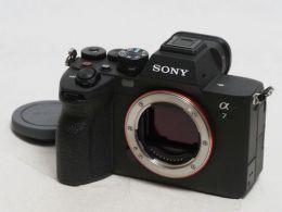 ソニー α7 IV ボディ[ILCE-7M4] 【中古】(B:142)