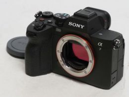ソニー α7 IV ボディ[ILCE-7M4] 【中古】(B:803)
