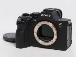 ソニー α7R V ボディ[ILCE-7RM5]  【中古】(B:741)